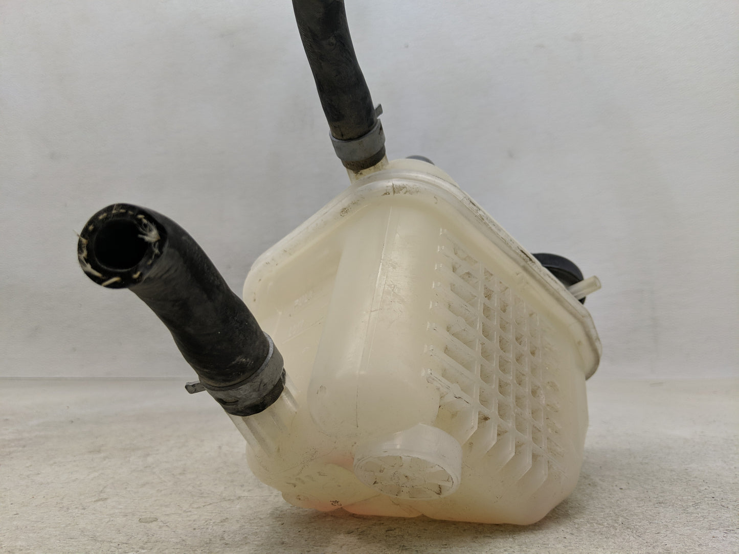 2019-2022 Toyota Corolla Windshield Washer Fluid Reservoir Bottle Oem - Oemusedautoparts1.com