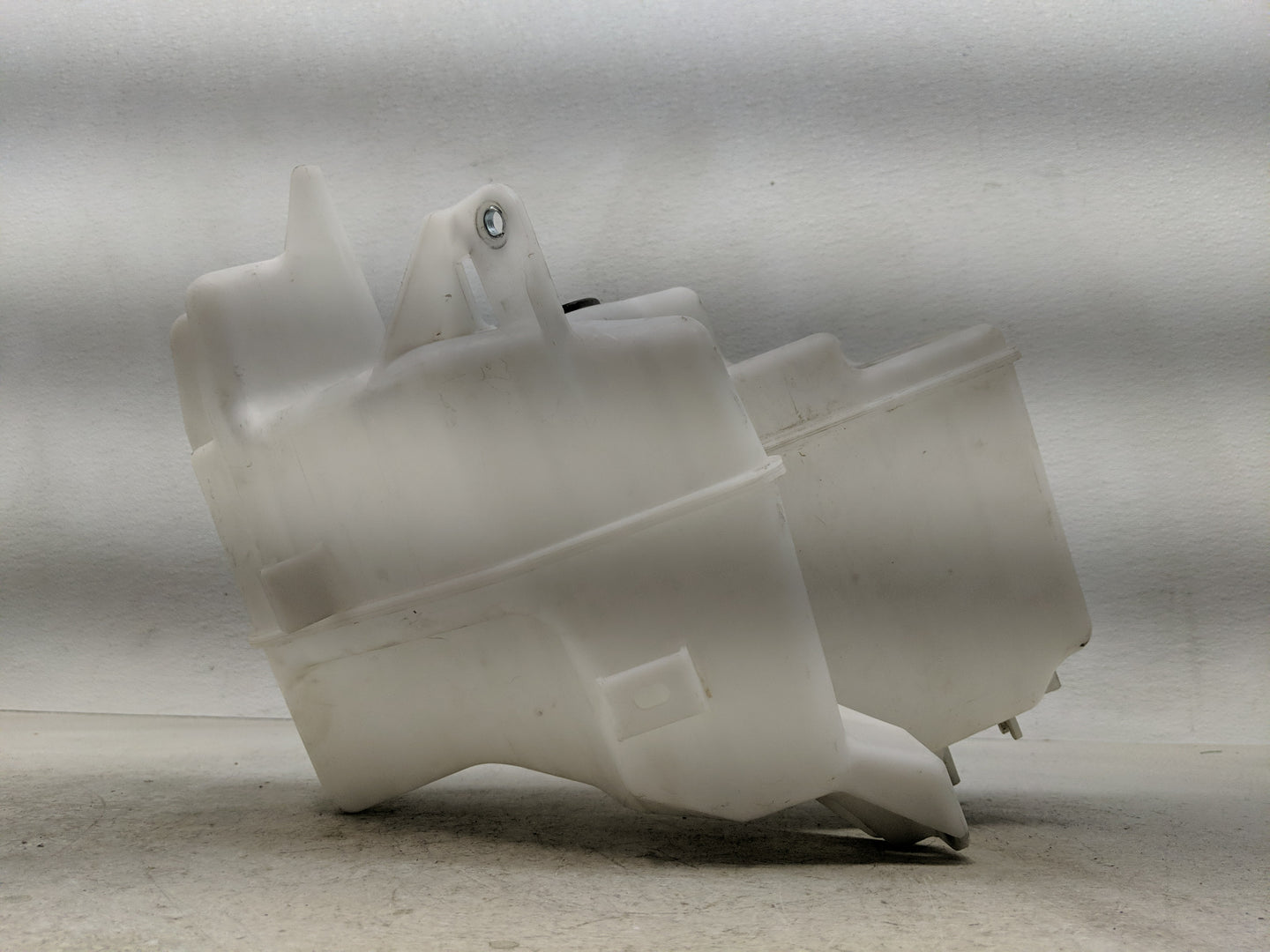 2019-2022 Toyota Corolla Windshield Washer Fluid Reservoir Bottle Oem - Oemusedautoparts1.com