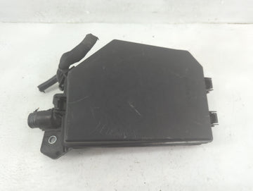 2020-2022 Toyota Corolla Fusebox Fuse Box Panel Relay Module P/N:82641-47050-A Fits Fits 2020 2021 2022 OEM Used Auto Parts 