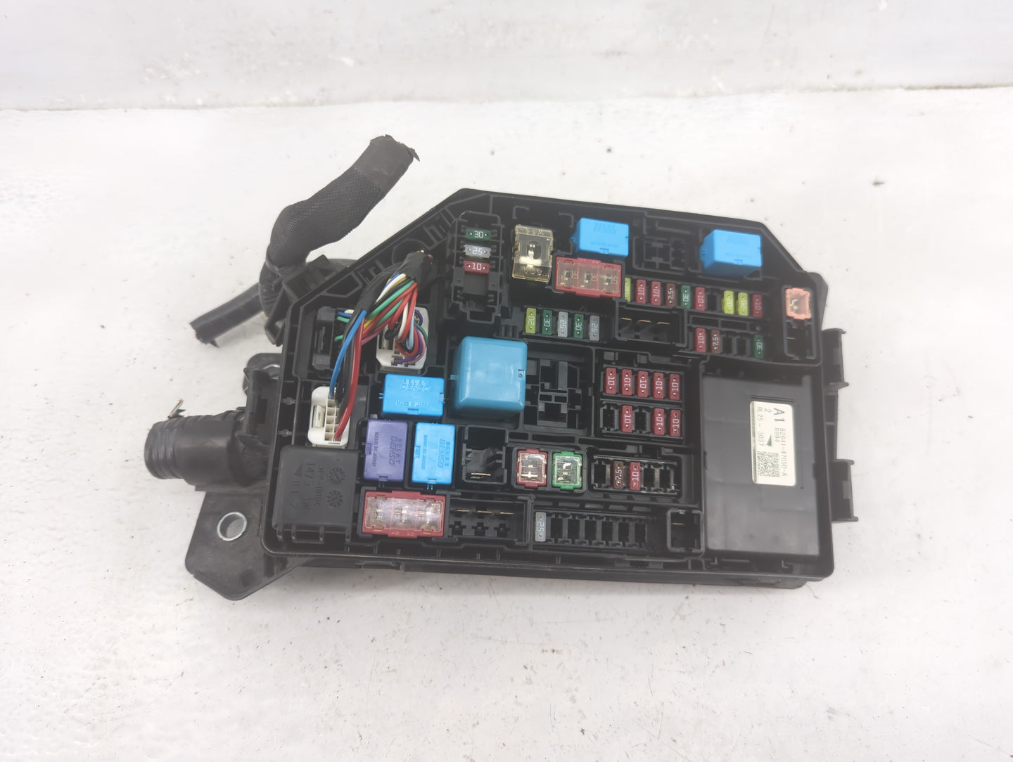 2020-2022 Toyota Corolla Fusebox Fuse Box Panel Relay Module P/N:82641-47050-A Fits Fits 2020 2021 2022 OEM Used Auto Parts 