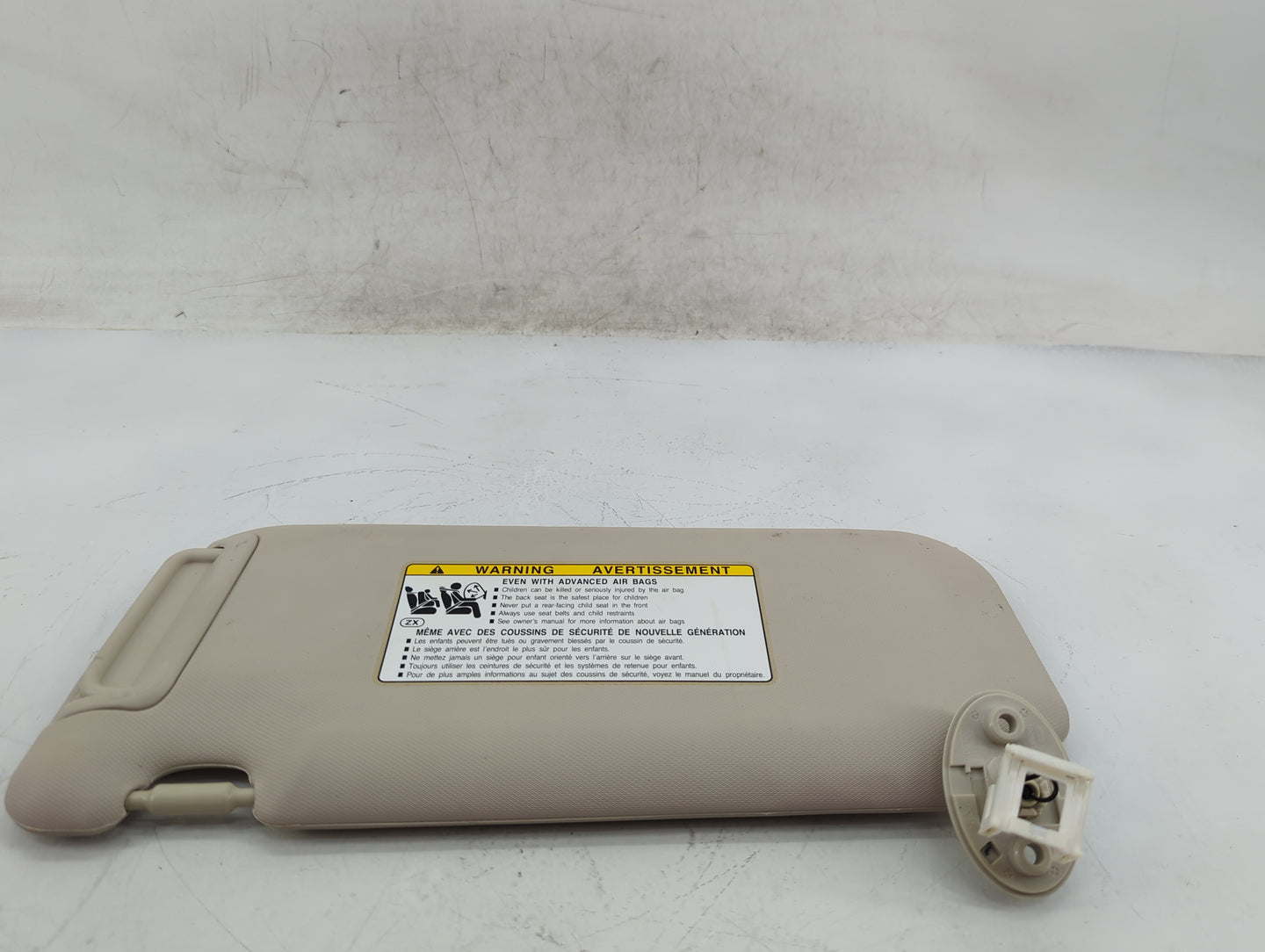2019-2022 Toyota Corolla Sun Visor Shade Replacement Passenger Right Mirror Fits Fits 2019 2020 2021 2022 OEM Used Auto Part