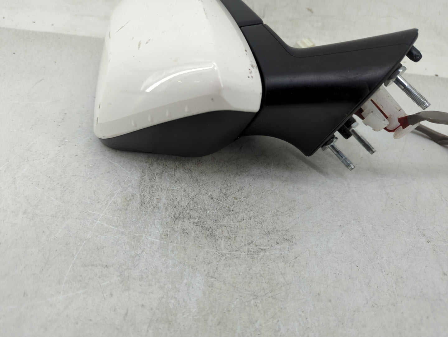 2019-2022 Toyota Corolla Driver Side View Mirror - Left Door Mirror OEM Used - Oemusedautoparts1.com