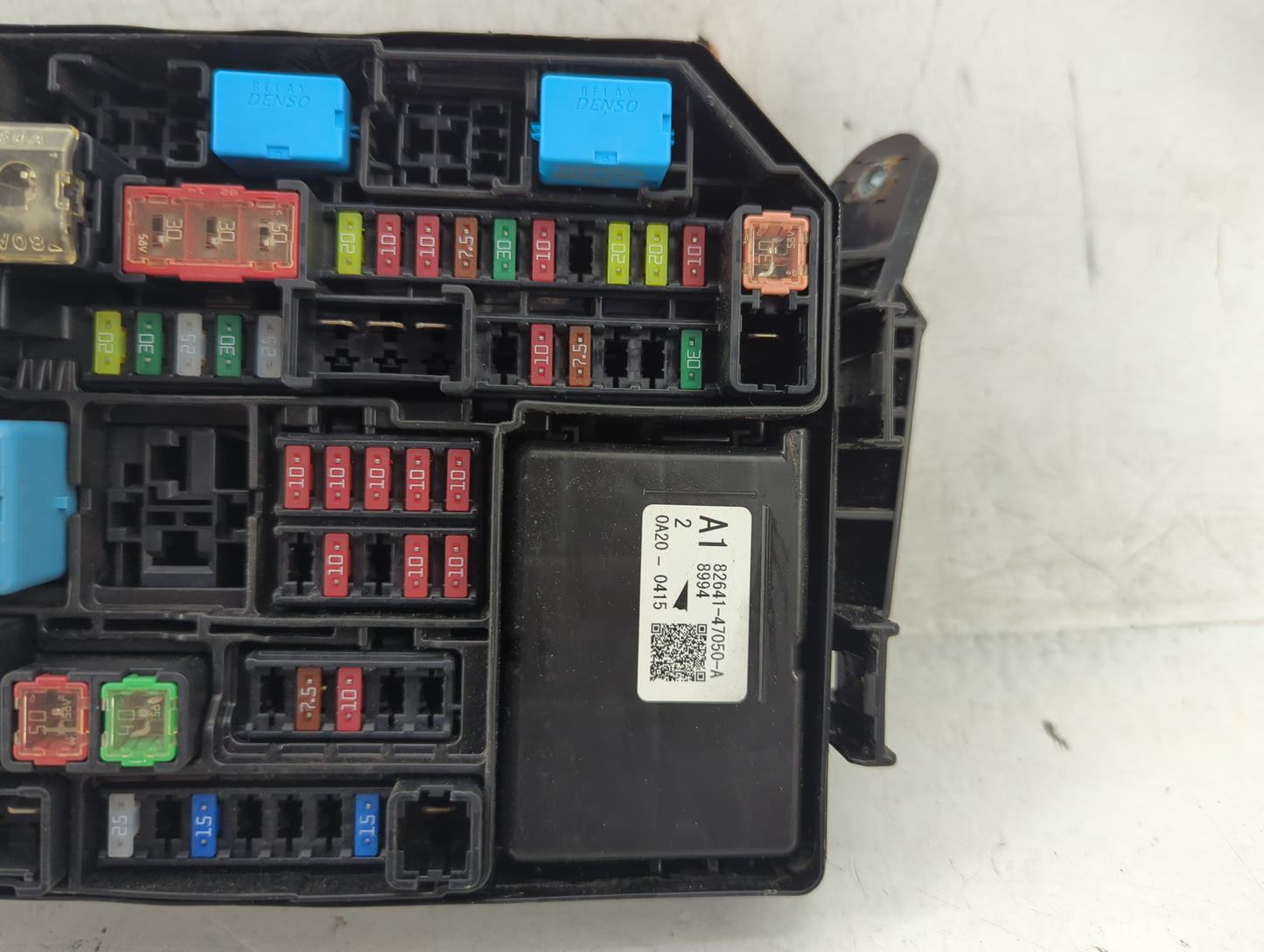 2019-2022 Toyota Corolla Fusebox Fuse Box Panel Relay Module P/N:82662-02A40 Fits Fits 2019 2020 2021 2022 OEM Used Auto Par