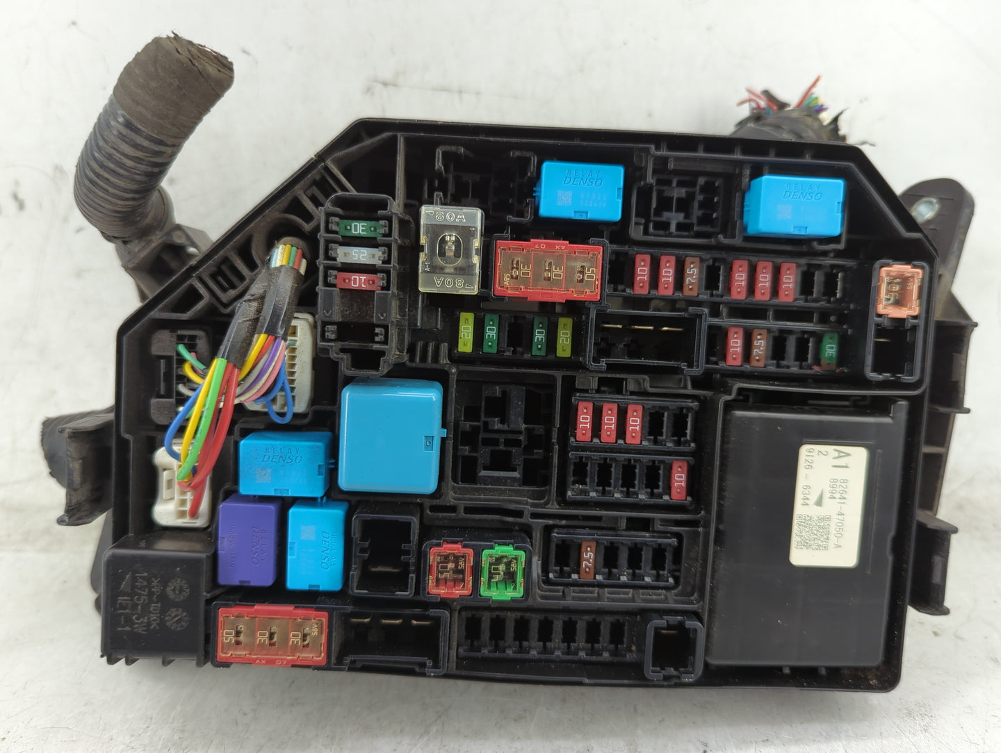 2020-2022 Toyota Corolla Fusebox Fuse Box Panel Relay Module P/N:82641-47050-A Fits Fits 2020 2021 2022 OEM Used Auto Parts 