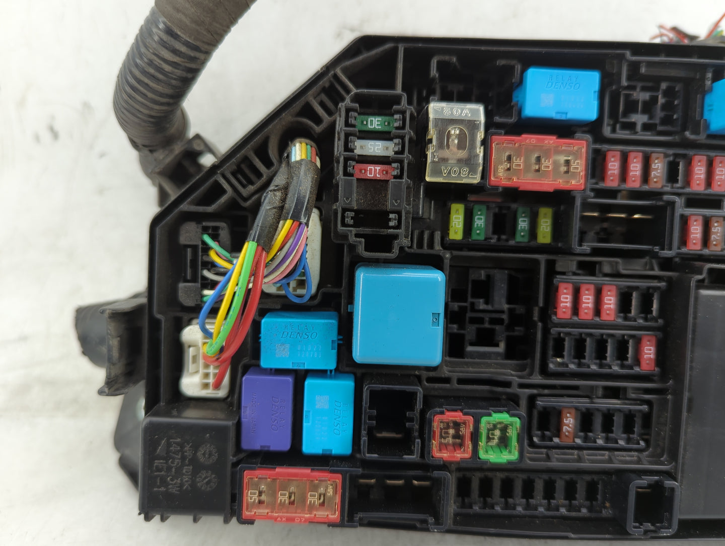 2020-2022 Toyota Corolla Fusebox Fuse Box Panel Relay Module P/N:82641-47050-A Fits Fits 2020 2021 2022 OEM Used Auto Parts 