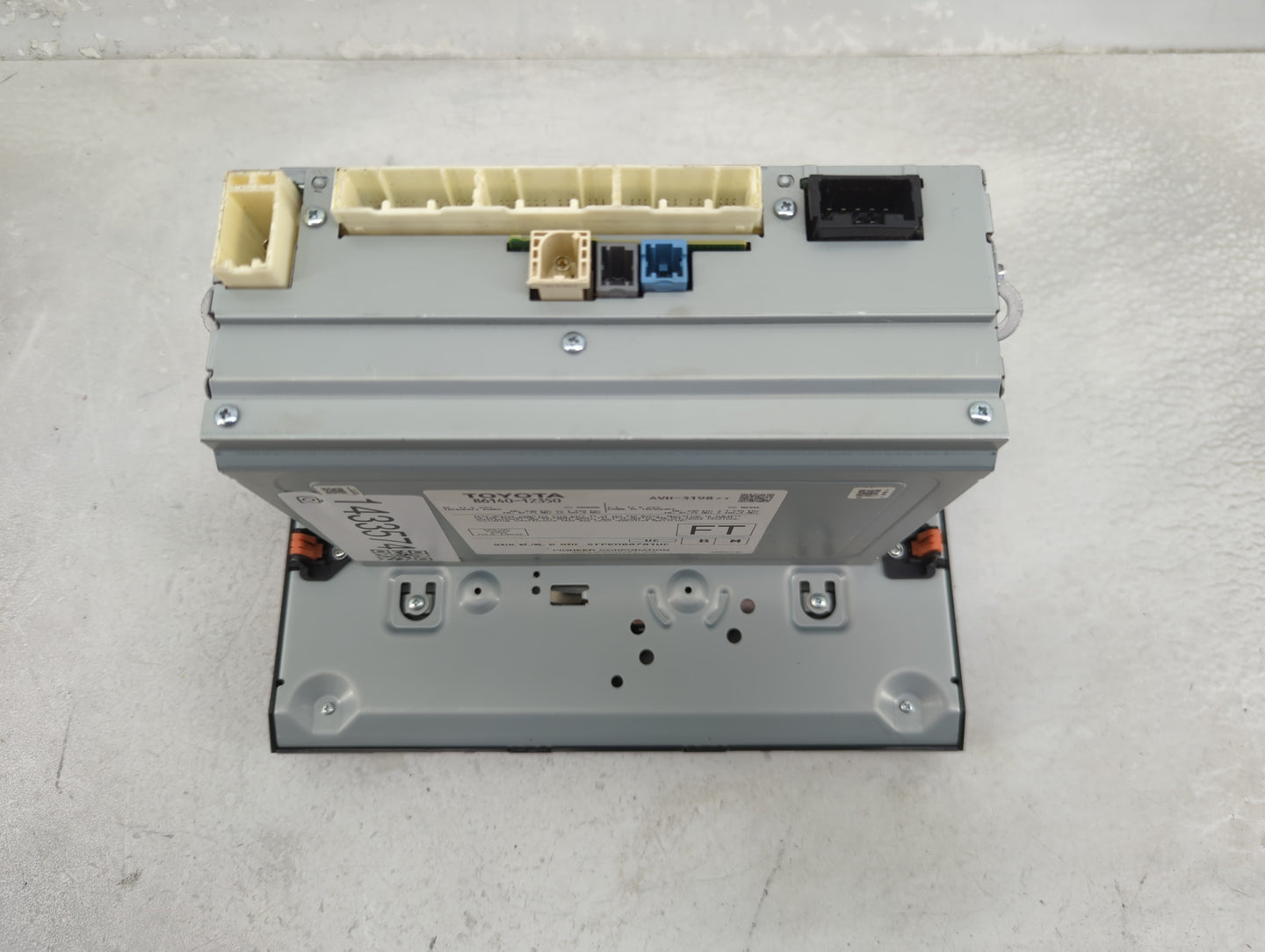 2020 Toyota Corolla Radio AM FM Cd Player Receiver Replacement P/N:86140-1235 Fits OEM Used Auto Parts - Oemusedautoparts1.c