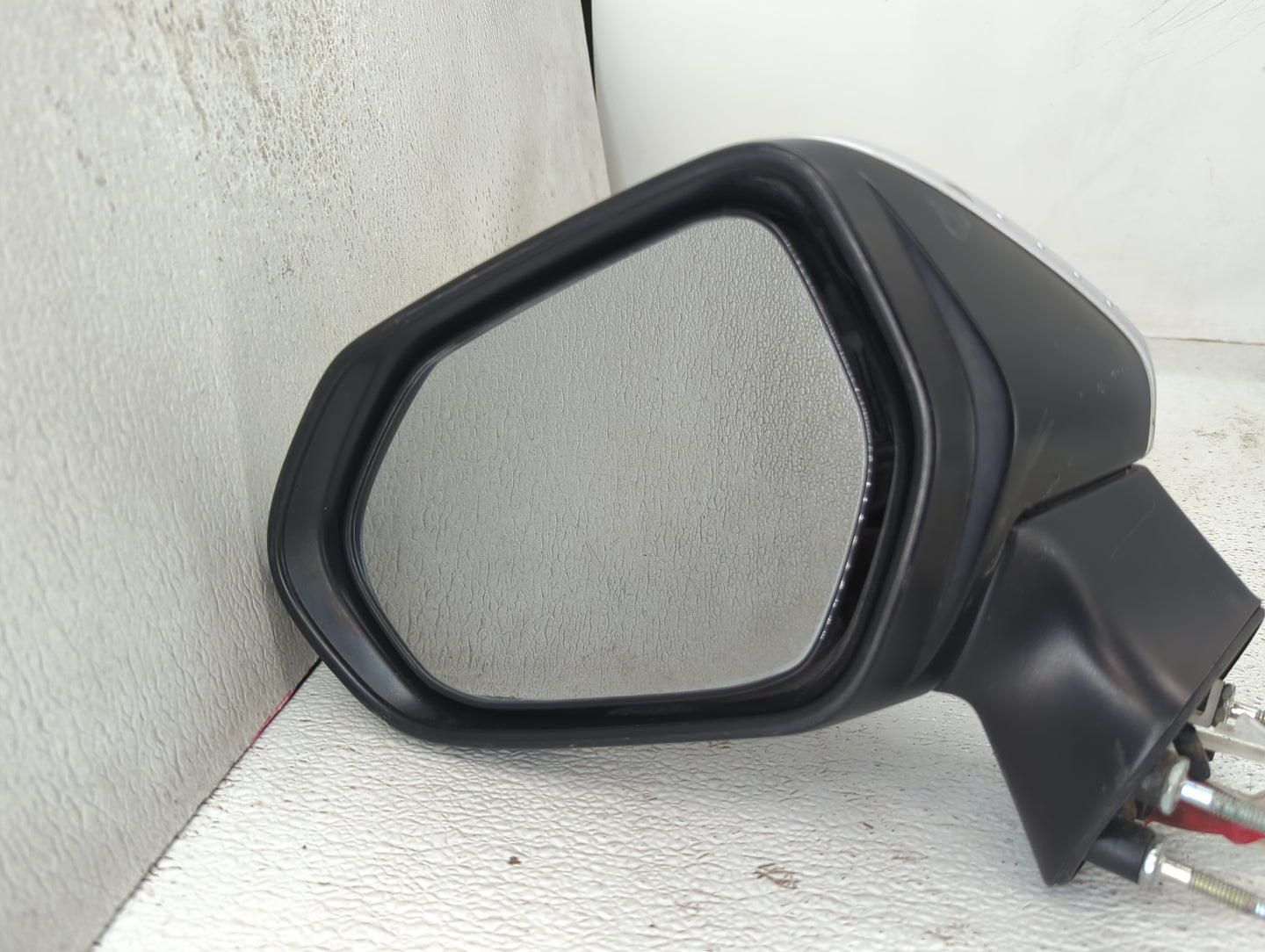2020-2022 Toyota Corolla Driver Side View Mirror - Left Door Mirror OEM Used - Oemusedautoparts1.com