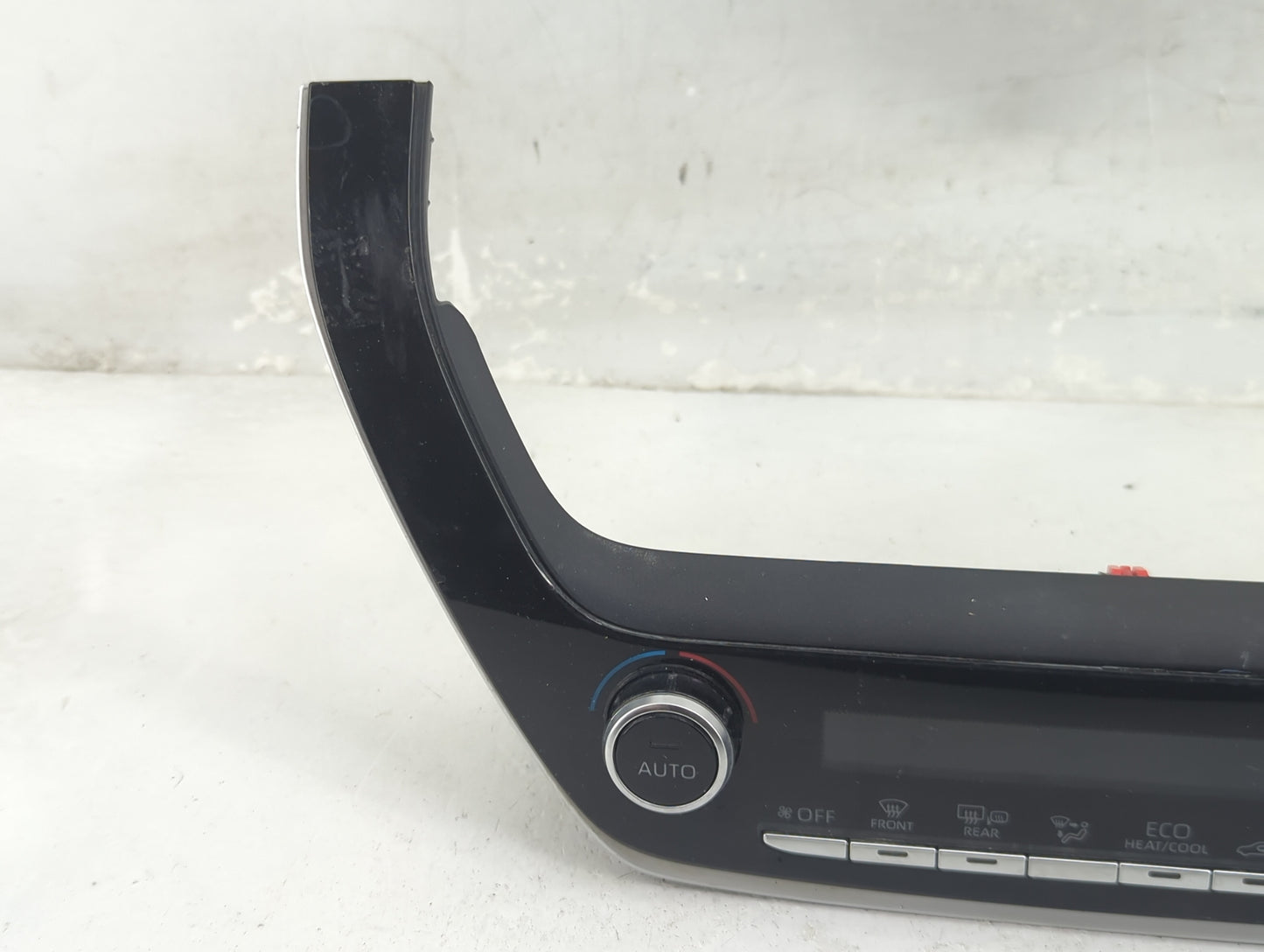 2020 Toyota Corolla Climate Control Module Temperature AC/Heater Replacement Fits OEM Used Auto Parts - Oemusedautoparts1.co