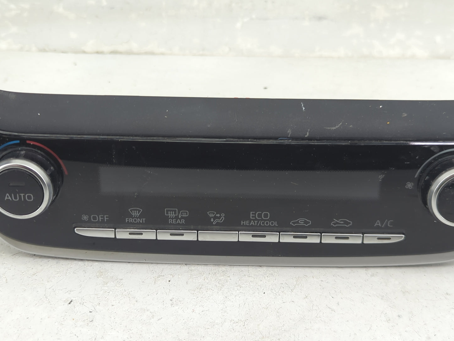 2020 Toyota Corolla Climate Control Module Temperature AC/Heater Replacement Fits OEM Used Auto Parts - Oemusedautoparts1.co