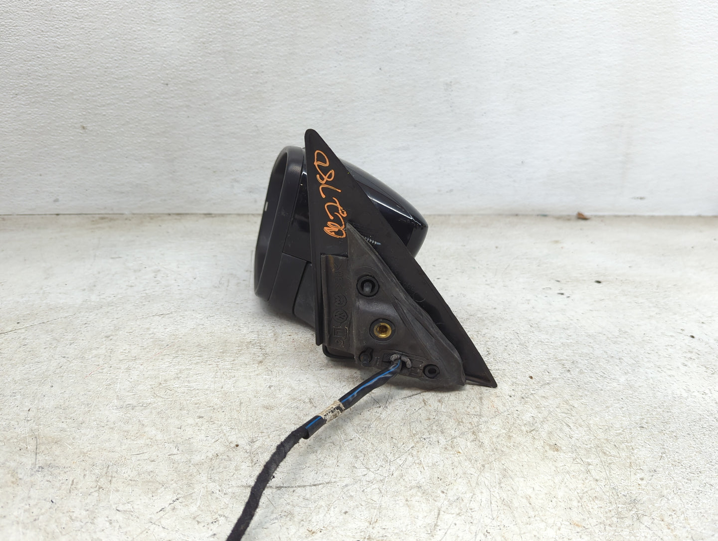 2020 Toyota Corolla Driver Side View Mirror - Left Door Mirror OEM Used - Oemusedautoparts1.com