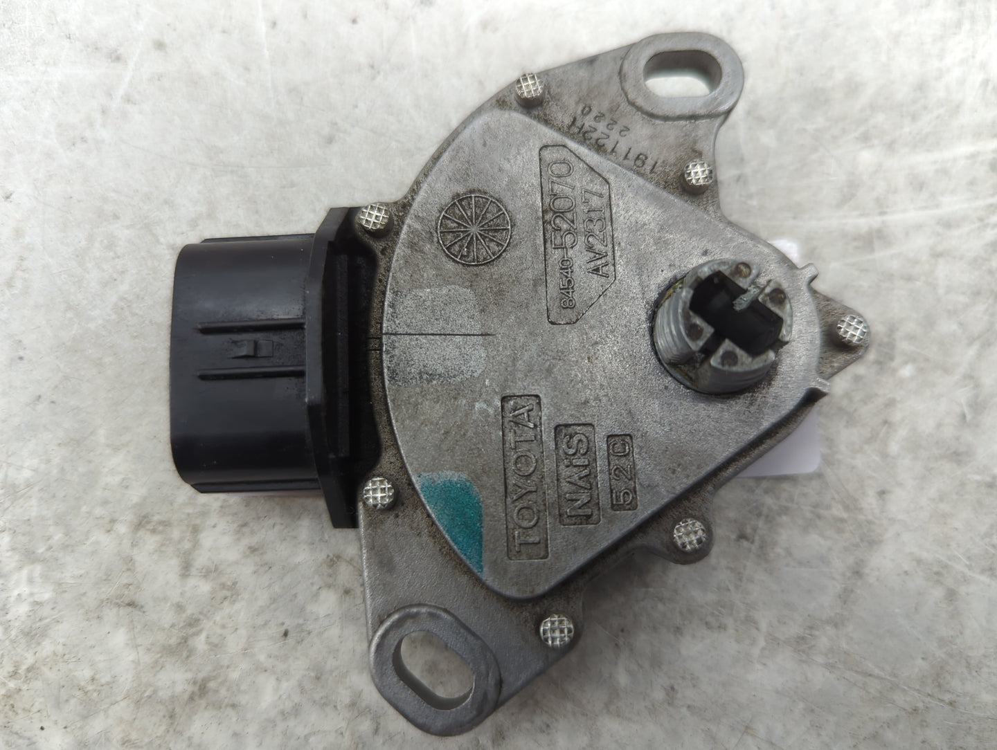 2019-2021 Toyota Corolla Body Control Module Bcm Inner Cabin Fuse Box - Oemusedautoparts1.com