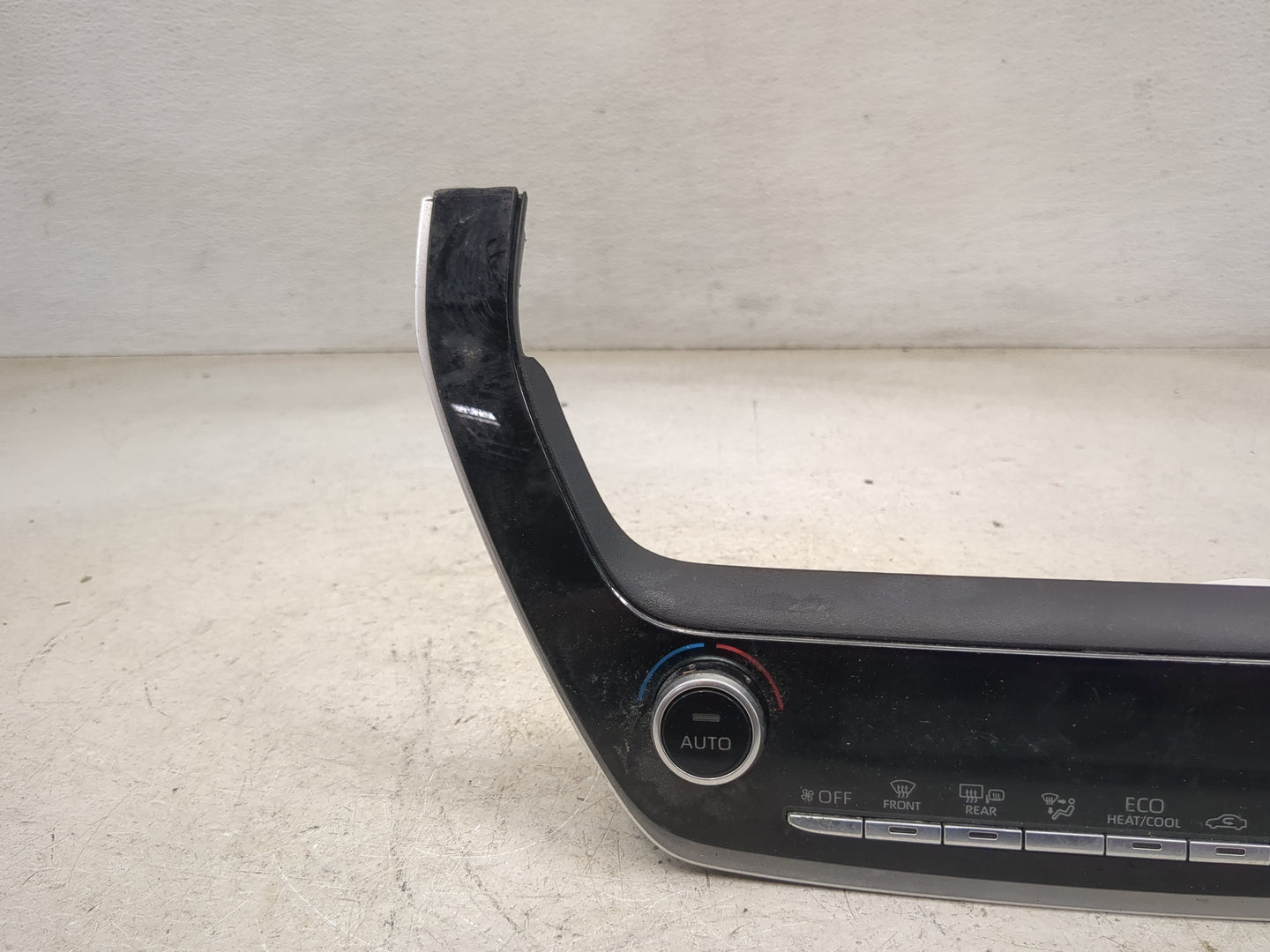 2020 Toyota Corolla Climate Control Module Temperature AC/Heater Replacement Fits OEM Used Auto Parts - Oemusedautoparts1.co