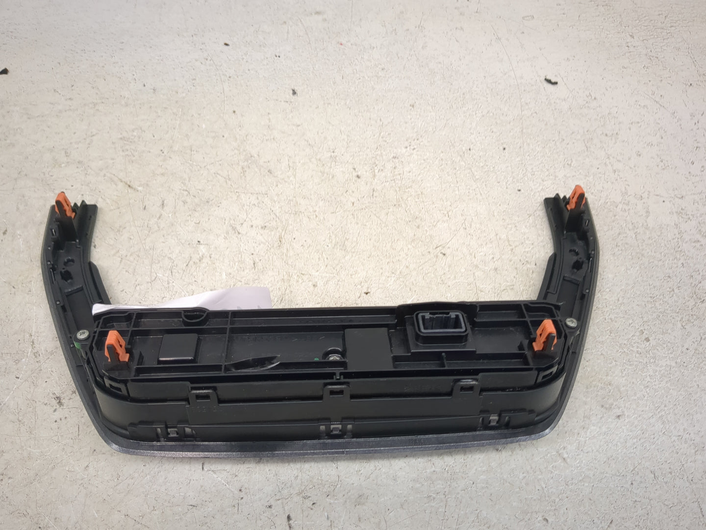 2020 Toyota Corolla Climate Control Module Temperature AC/Heater Replacement Fits OEM Used Auto Parts - Oemusedautoparts1.co