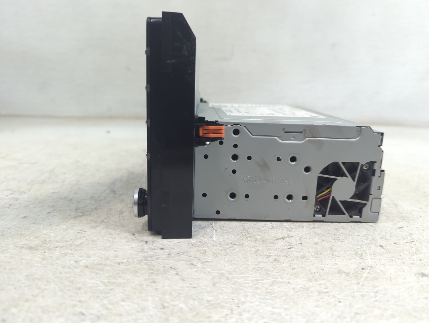 2020 Toyota Corolla Radio AM FM Cd Player Receiver Replacement P/N:86140-02A50 86140-02800, AVH-3298 Fits OEM Used Auto Part