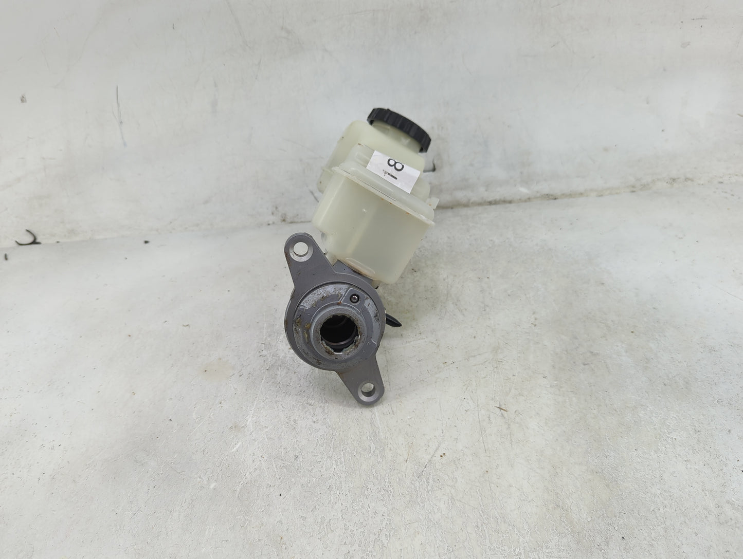2019-2022 Toyota Corolla Brake Master Cylinder 1489182 - Oemusedautoparts1.com