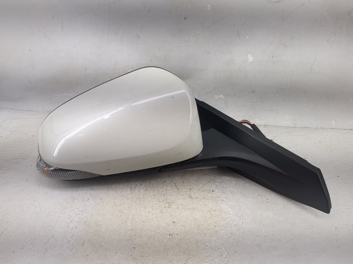 2020 Toyota Corolla Passenger Side View Mirror - Right Door Mirror OEM Used - Oemusedautoparts1.com
