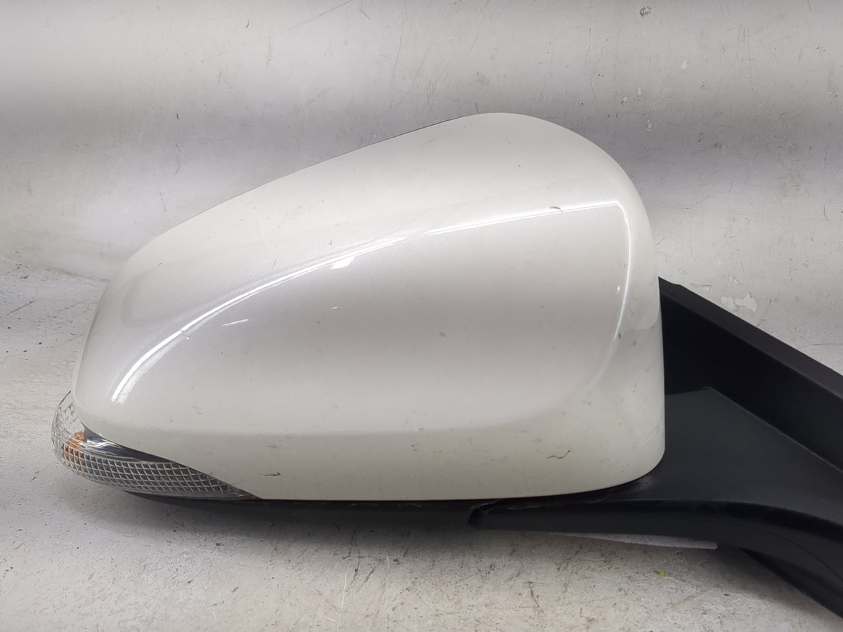 2020 Toyota Corolla Passenger Side View Mirror - Right Door Mirror OEM Used - Oemusedautoparts1.com