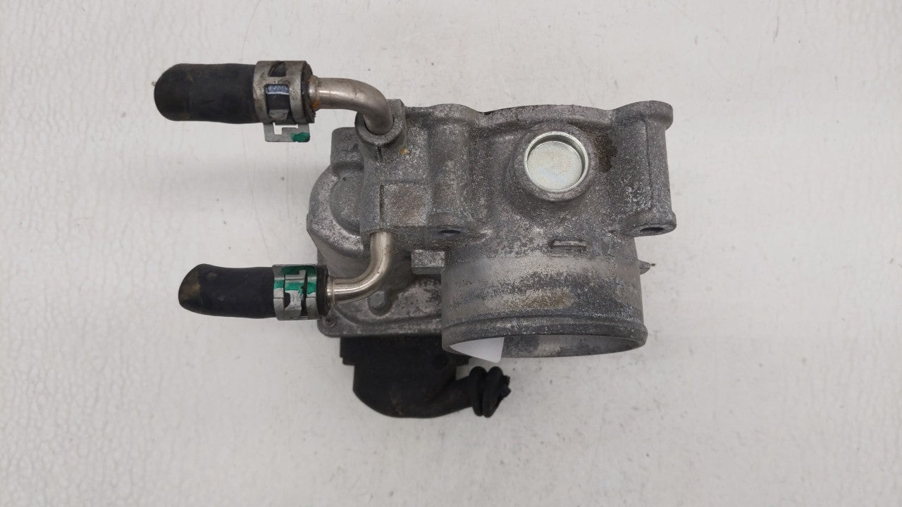 2020 Toyota Corolla Throttle Body P/N:22030-0T130 22030-37040 Fits Fits 2013 2014 OEM Used Auto Parts - Oemusedautoparts1.co