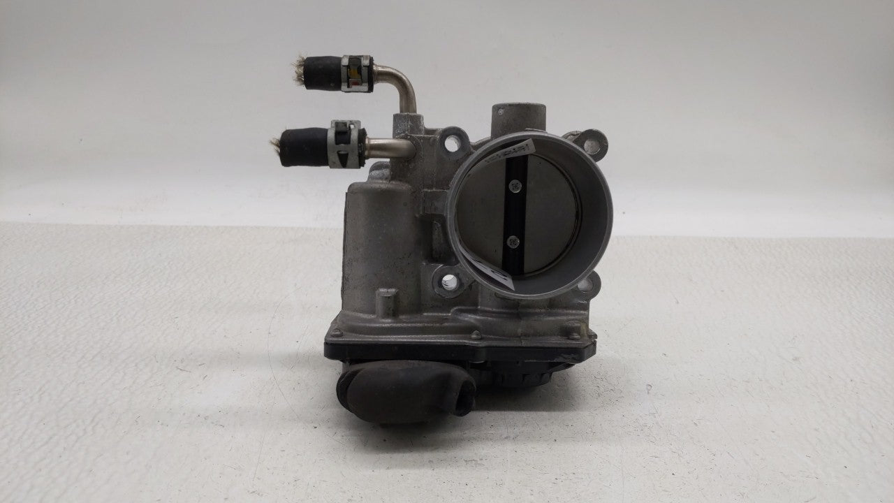 2020 Toyota Corolla Throttle Body P/N:22030-0T130 22030-37040 Fits Fits 2013 2014 OEM Used Auto Parts - Oemusedautoparts1.co