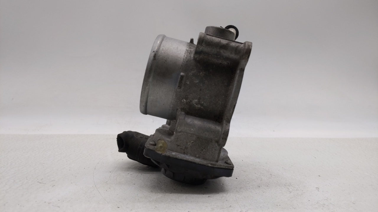 2020 Toyota Corolla Throttle Body P/N:22030-0T130 22030-37040 Fits Fits 2013 2014 OEM Used Auto Parts - Oemusedautoparts1.co