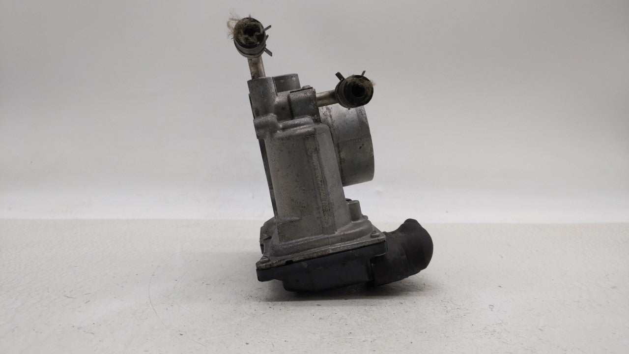 2020 Toyota Corolla Throttle Body P/N:22030-0T130 22030-37040 Fits Fits 2013 2014 OEM Used Auto Parts - Oemusedautoparts1.co