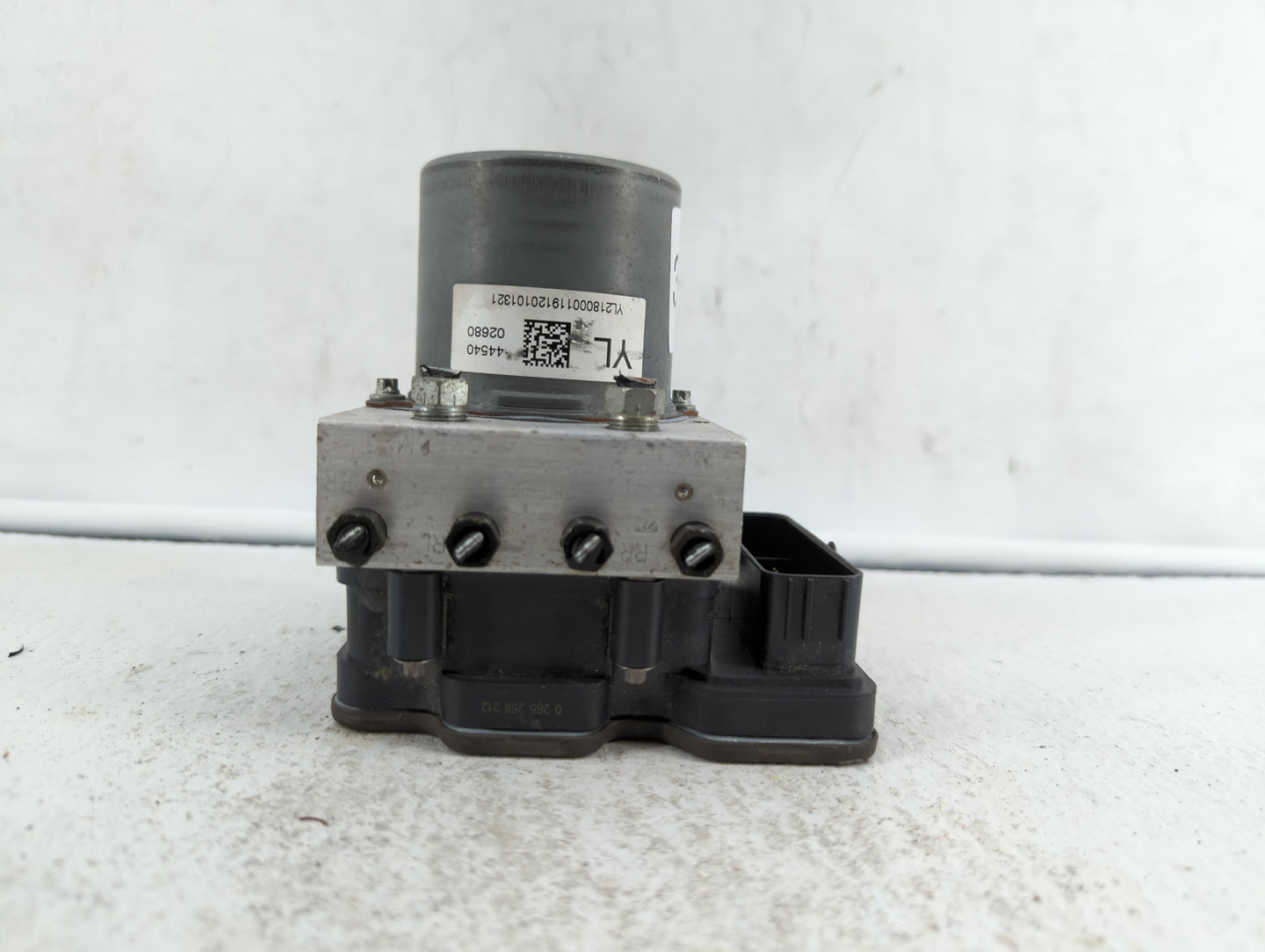 2020-2022 Toyota Corolla ABS Pump Control Module Replacement P/N:44540-12810 44540-02680 Fits Fits 2020 2021 2022 OEM Used A