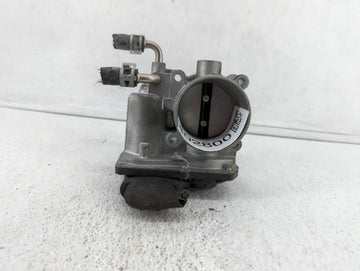 2020 Toyota Corolla Throttle Body P/N:22030-0P050 22030-0T130, 22030-37040 Fits Fits 2013 2014 OEM Used Auto Parts - Oemused