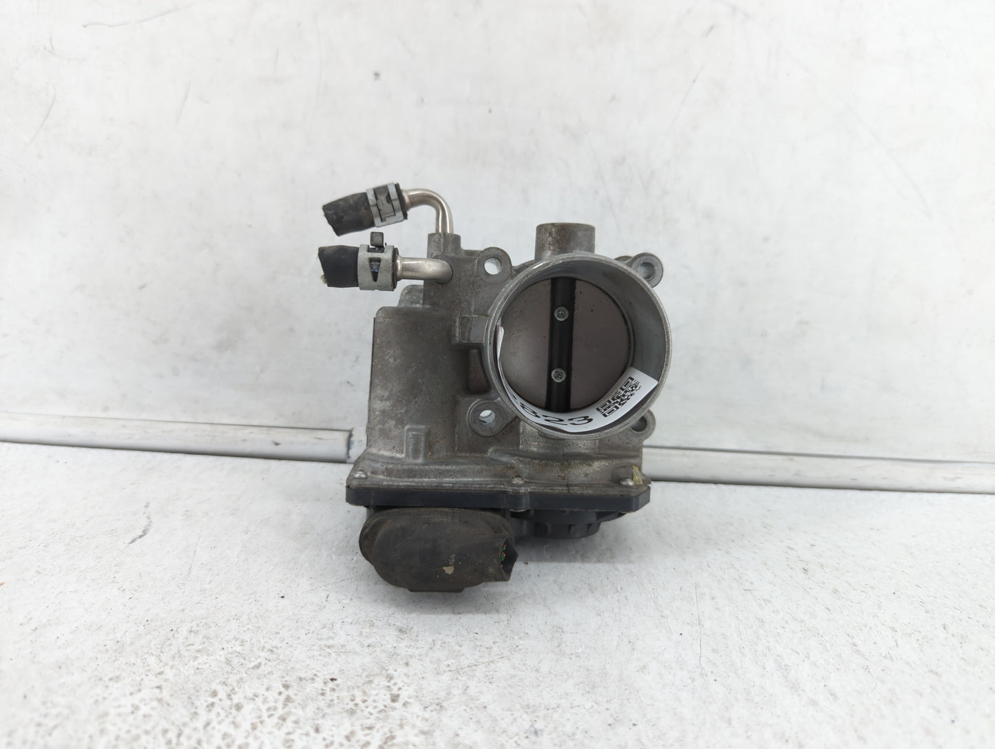 2020 Toyota Corolla Throttle Body P/N:22030-37040 22030-47040 Fits Fits 2012 2013 2014 2015 2016 2017 2018 OEM Used Auto Par