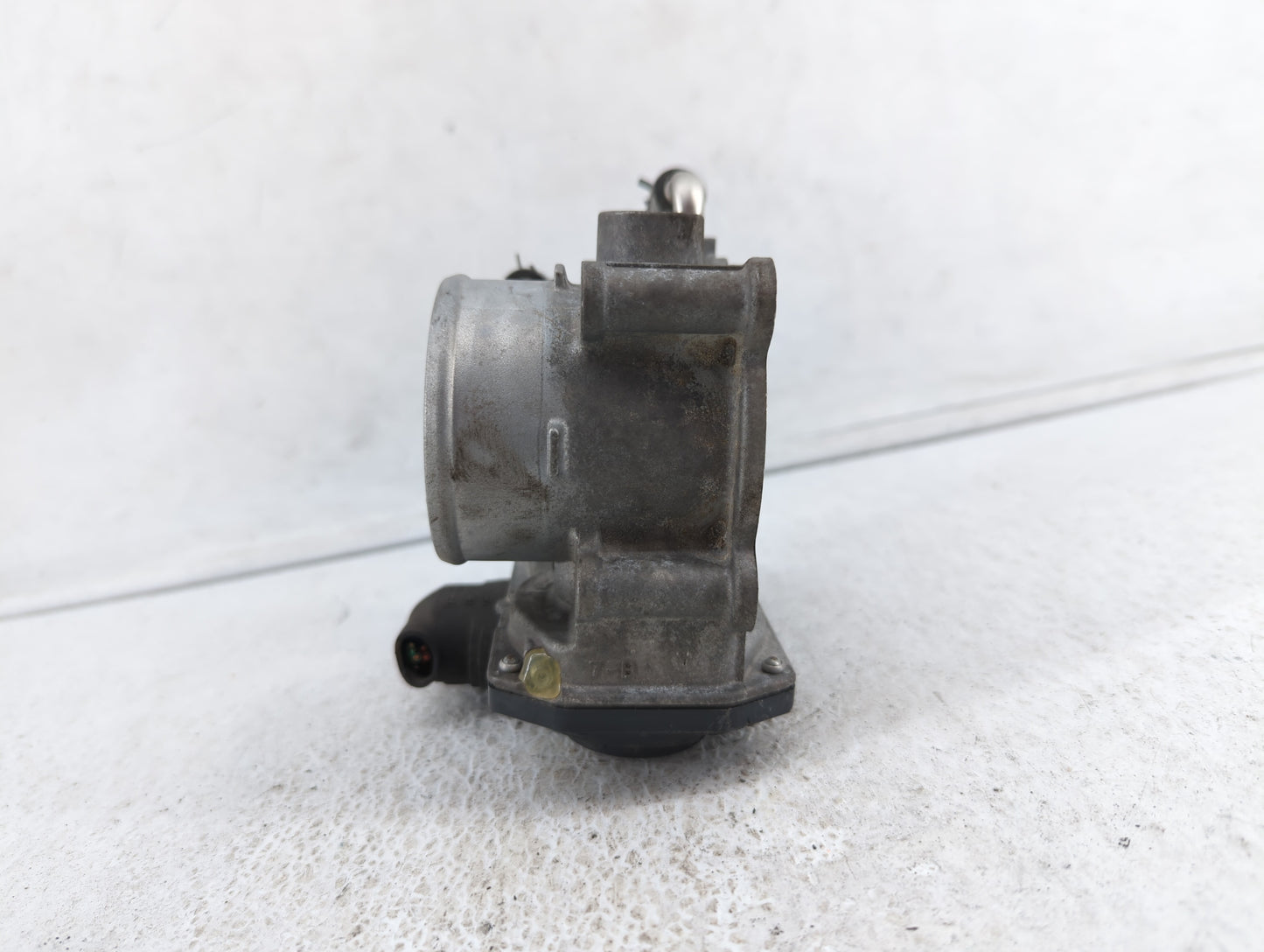 2020 Toyota Corolla Throttle Body P/N:22030-37040 22030-47040 Fits Fits 2012 2013 2014 2015 2016 2017 2018 2019 OEM Used Aut