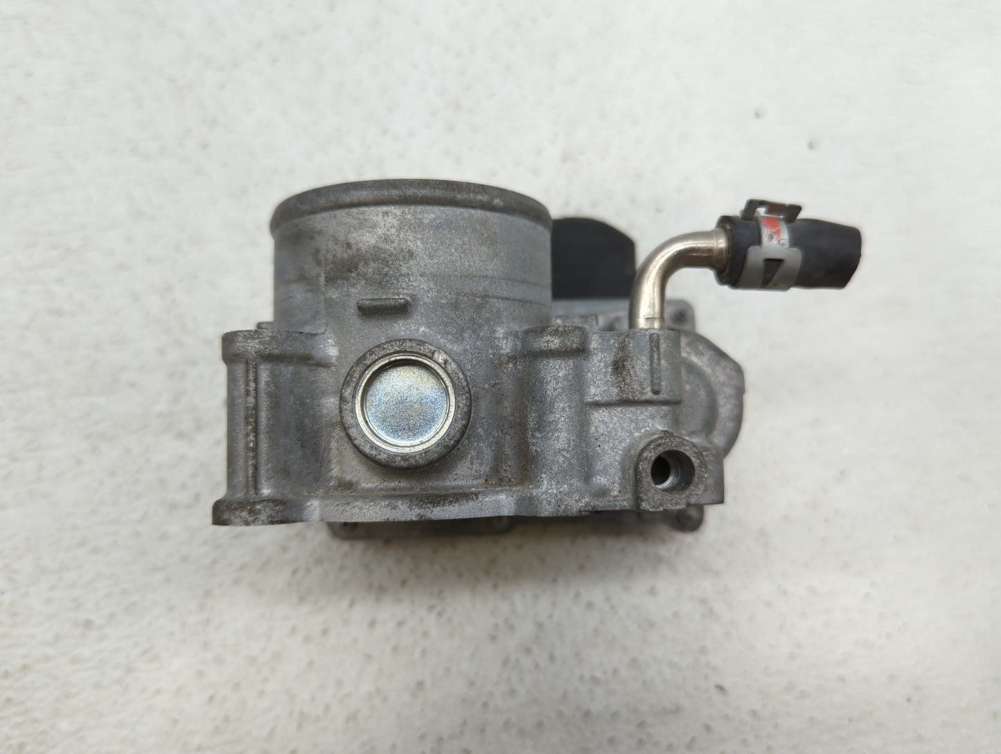 2020 Toyota Corolla Throttle Body P/N:22030-0P050 22030-0T130, 22030-37040 Fits Fits 2013 2014 OEM Used Auto Parts - Oemused