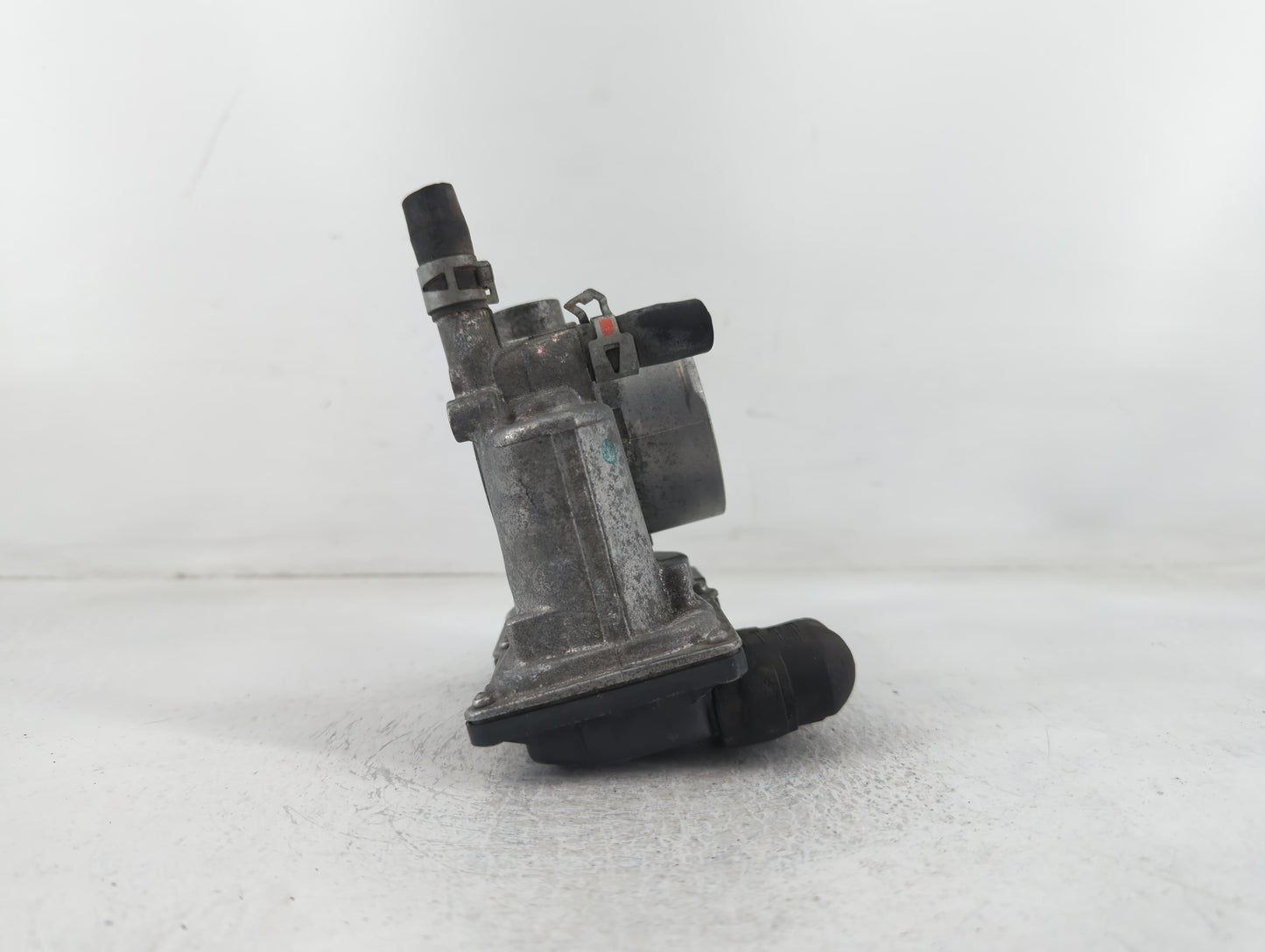 2020-2022 Toyota Corolla Throttle Body P/N:22030-37060 Fits Fits 2010 2011 2012 2013 2014 2015 2016 2017 2018 2019 2020 2021