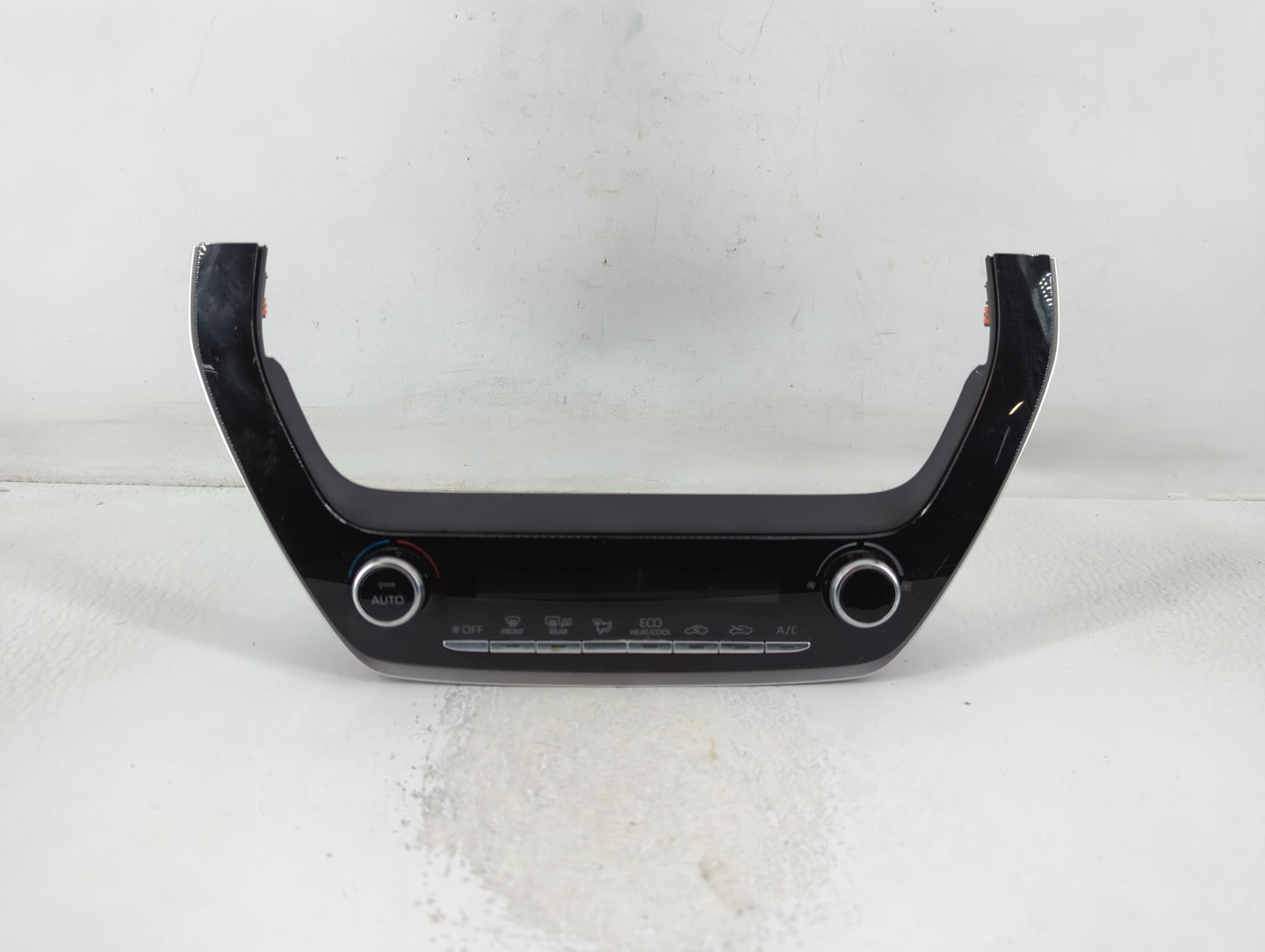 2020 Toyota Corolla Climate Control Module Temperature AC/Heater Replacement P/N:75K714 Fits OEM Used Auto Parts - Oemusedau