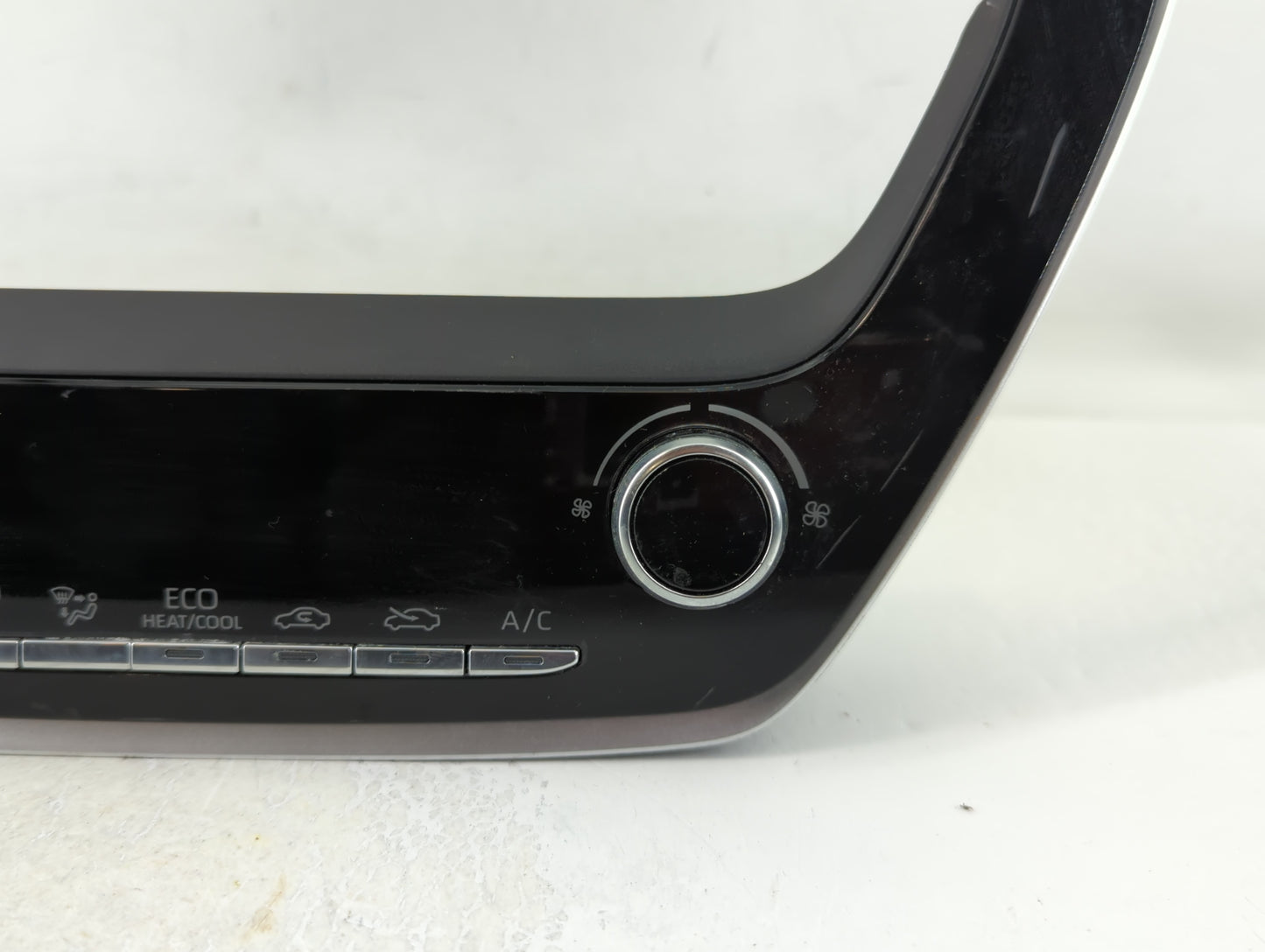 2020 Toyota Corolla Climate Control Module Temperature AC/Heater Replacement P/N:75K714 Fits OEM Used Auto Parts - Oemusedau