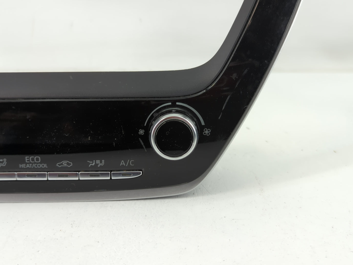 2020 Toyota Corolla Climate Control Module Temperature AC/Heater Replacement P/N:75K714 Fits OEM Used Auto Parts - Oemusedau