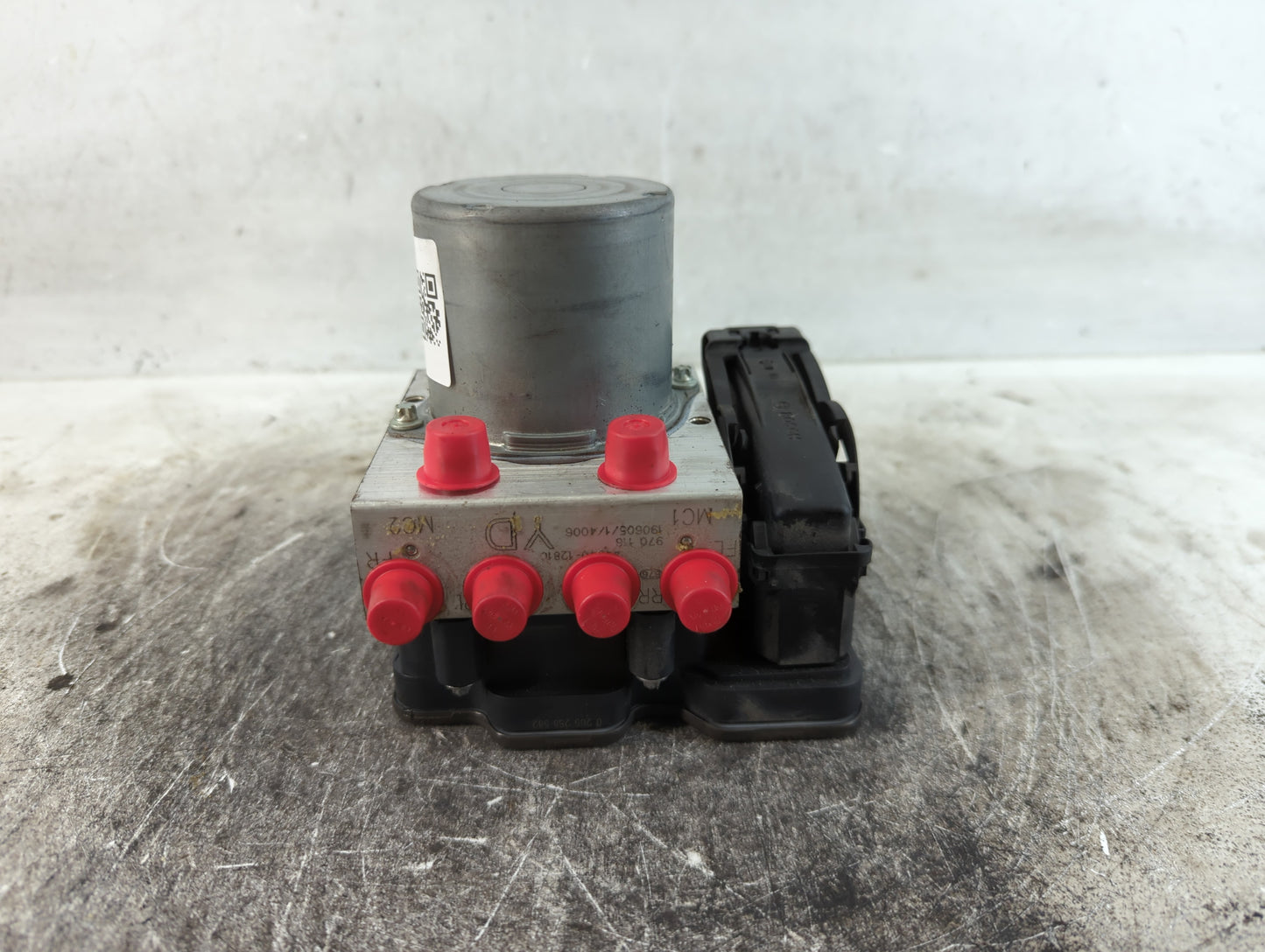 2020-2022 Toyota Corolla ABS Pump Control Module Replacement P/N:190605/1/4006 970 116 Fits Fits 2020 2021 2022 OEM Used Aut