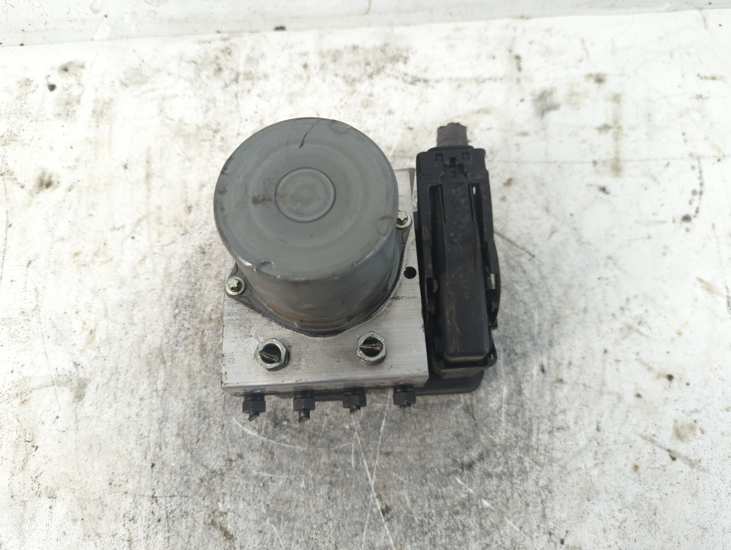 2020-2022 Toyota Corolla ABS Pump Control Module Replacement P/N:44540-12810 Fits Fits 2020 2021 2022 OEM Used Auto Parts - 