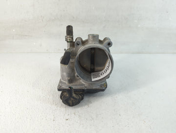 2017-2022 Toyota Highlander Throttle Body P/N:22030-0P060 Fits Fits 2016 2017 2018 2019 2020 2021 2022 OEM Used Auto Parts -