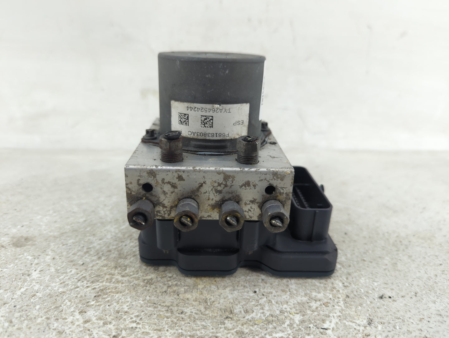 2020 Toyota Highlander ABS Pump Control Module Replacement P/N:44540-0E140 Fits OEM Used Auto Parts - Oemusedautoparts1.com