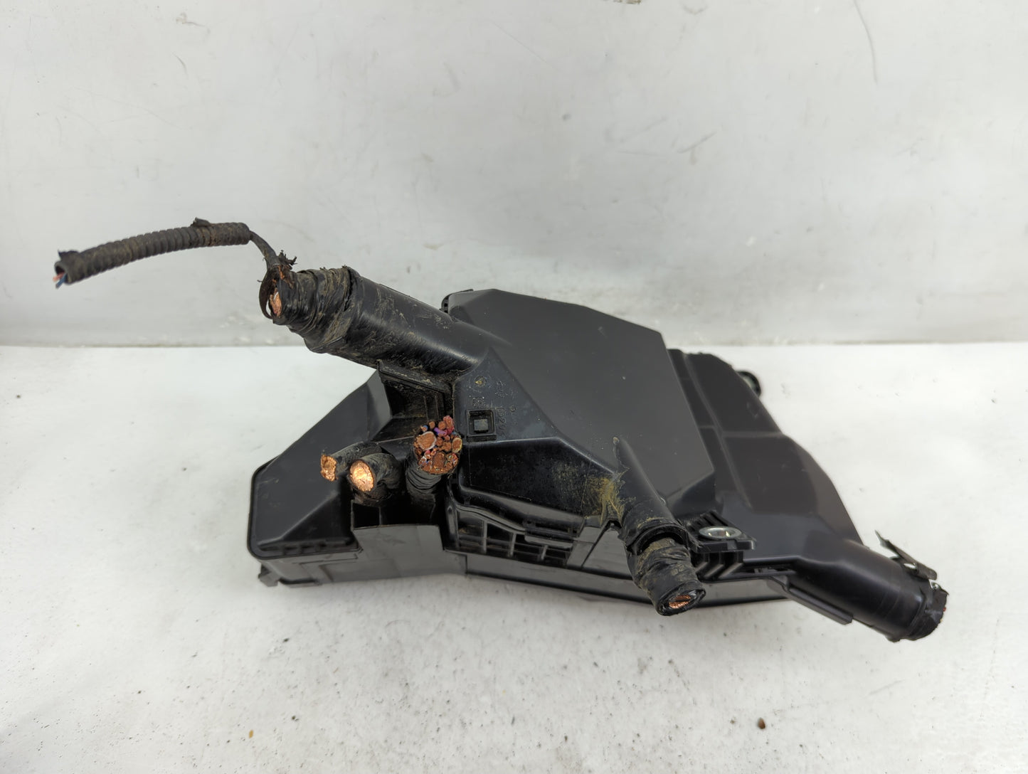 2020-2022 Toyota Highlander Fusebox Fuse Box Panel Relay Module P/N:82662-0E360 Fits Fits 2020 2021 2022 OEM Used Auto Parts
