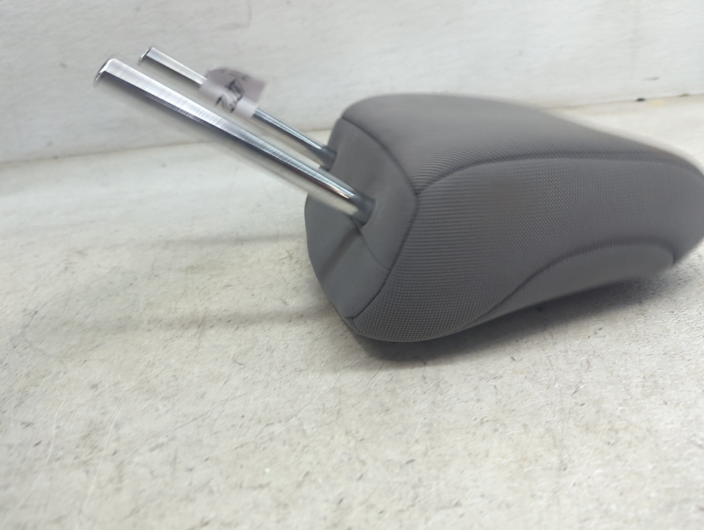 2020 Toyota Highlander Headrest Head Rest Front Driver Seat Dark Gray - Oemusedautoparts1.com