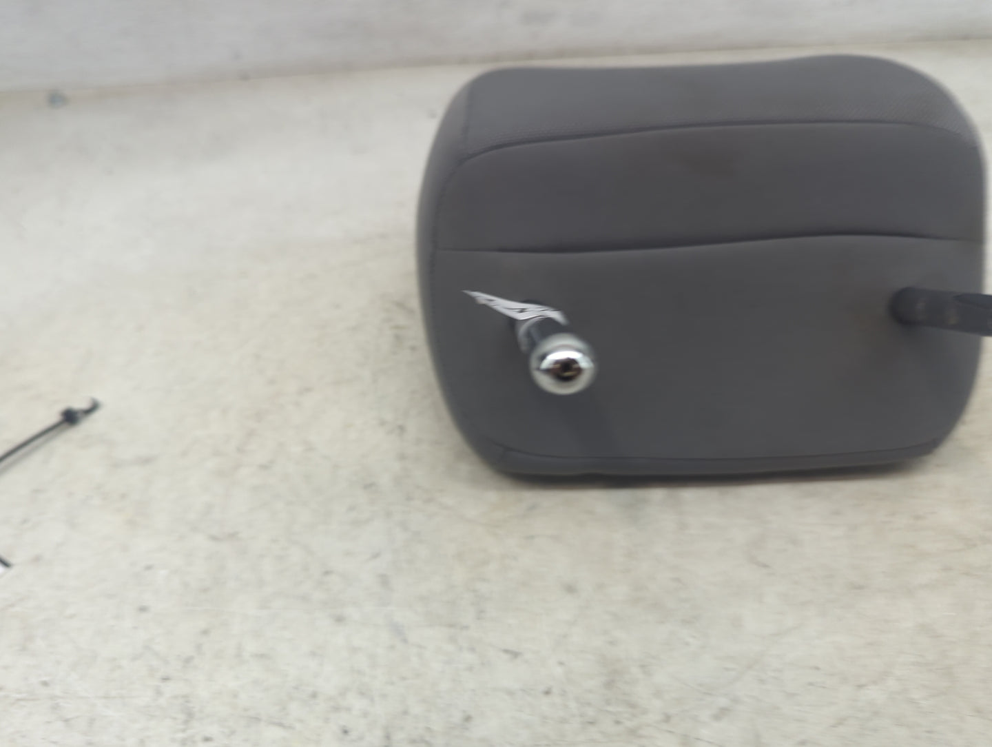 2020 Toyota Highlander Headrest Head Rest Front Driver Passenger Seat Fits OEM Used Auto Parts - Oemusedautoparts1.com