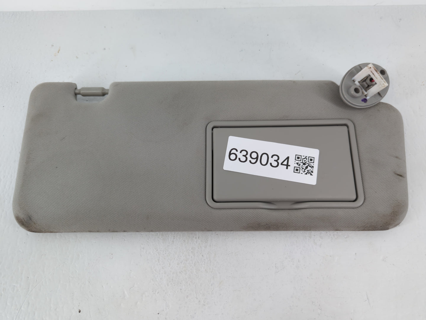 2020-2022 Toyota Highlander Sun Visor Shade Replacement Passenger Right Mirror Fits Fits 2020 2021 2022 OEM Used Auto Parts 