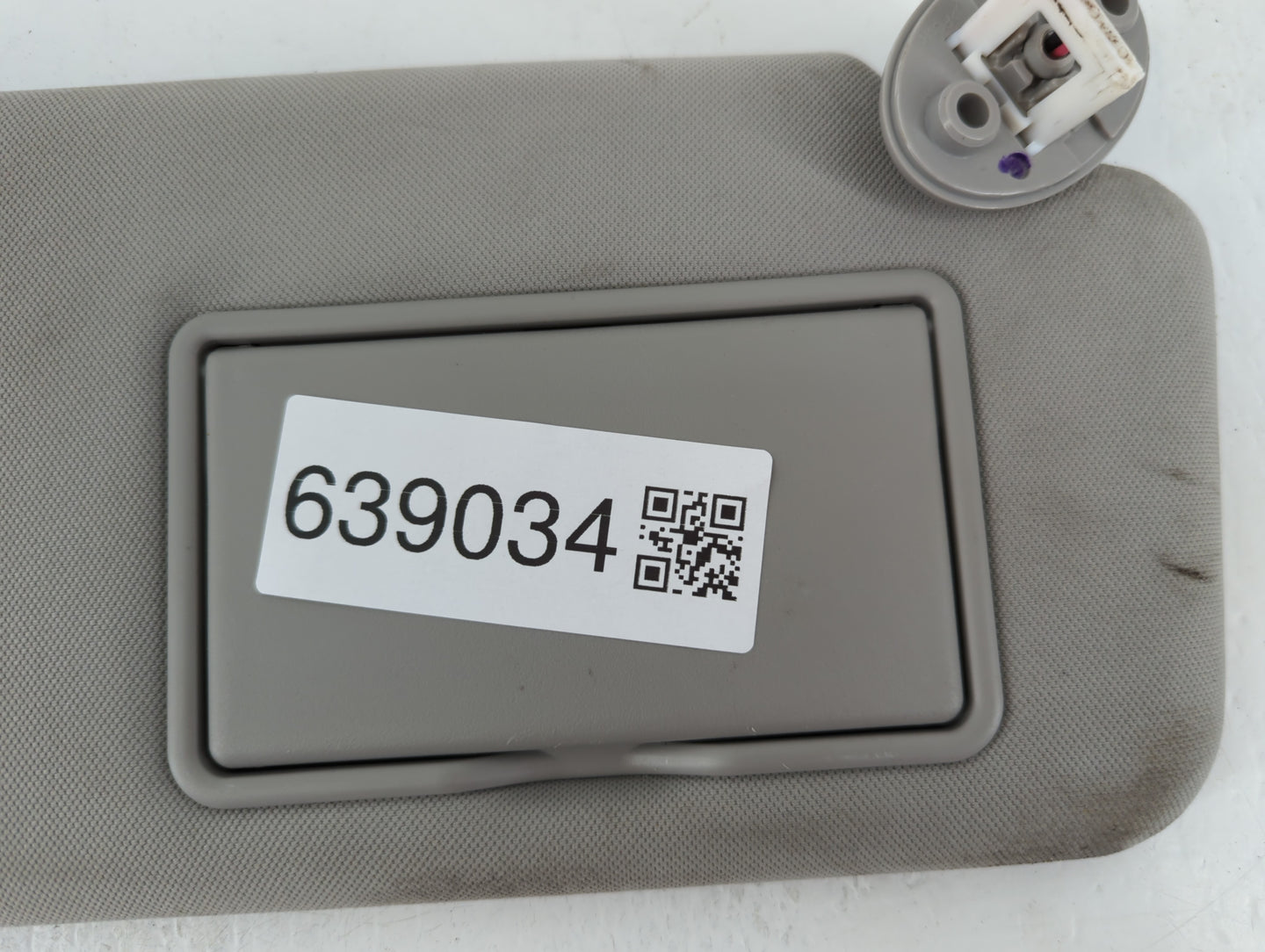 2020-2022 Toyota Highlander Sun Visor Shade Replacement Passenger Right Mirror Fits Fits 2020 2021 2022 OEM Used Auto Parts 