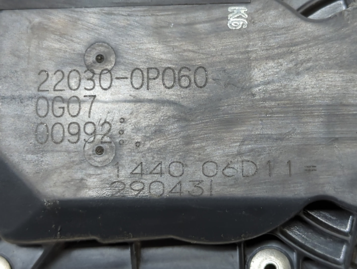 2017-2022 Toyota Highlander Throttle Body P/N:22030-0P060 Fits Fits 2016 2017 2018 2019 2020 2021 2022 OEM Used Auto Parts -