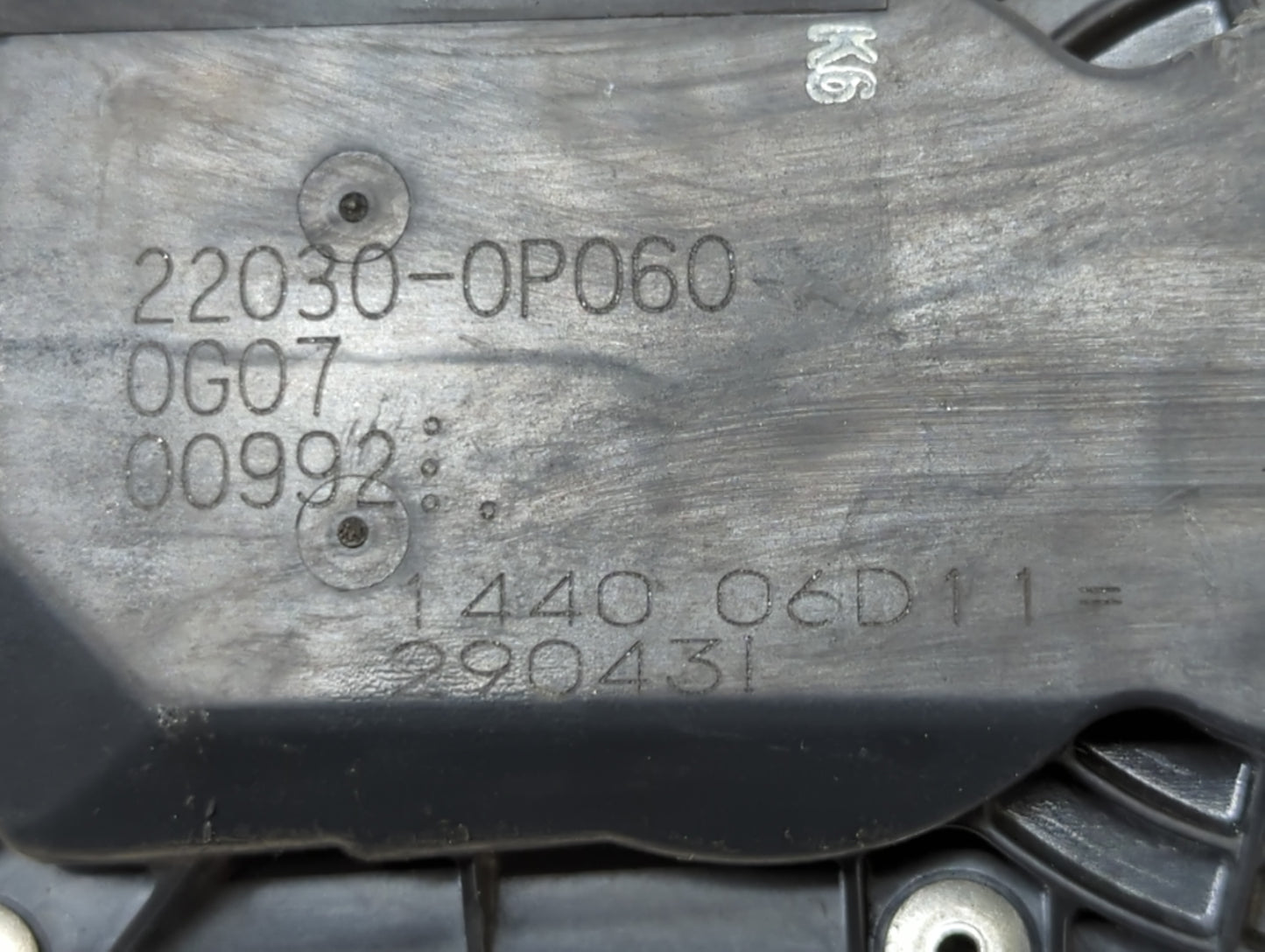 2017-2022 Toyota Highlander Throttle Body P/N:22030-0P060 Fits Fits 2016 2017 2018 2019 2020 2021 2022 OEM Used Auto Parts -