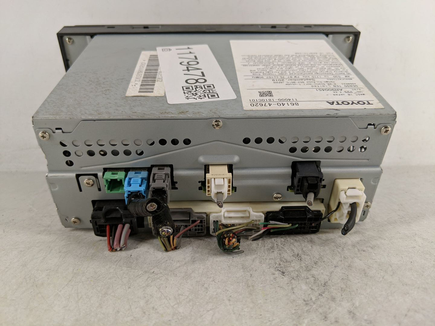 2019-2020 Toyota Prius Radio AM FM Cd Player Receiver Replacement P/N:86140-47620 Fits Fits 2019 2020 OEM Used Auto Parts - 