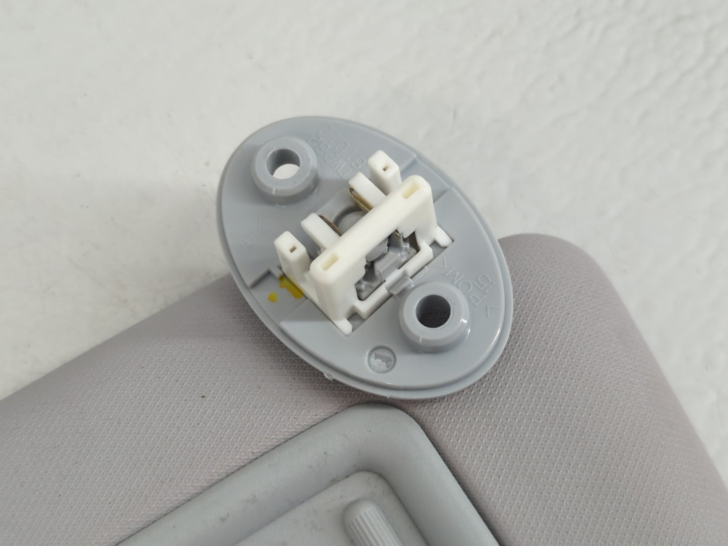 2019-2022 Toyota Prius Sun Visor Shade Replacement Passenger Right Mirror Fits Fits 2019 2020 2021 2022 OEM Used Auto Parts 