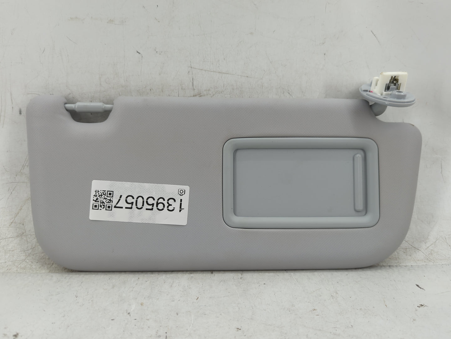 2016-2021 Toyota Prius Sun Visor Shade Replacement Passenger Right Mirror Fits Fits 2016 2017 2018 2019 2020 2021 OEM Used A