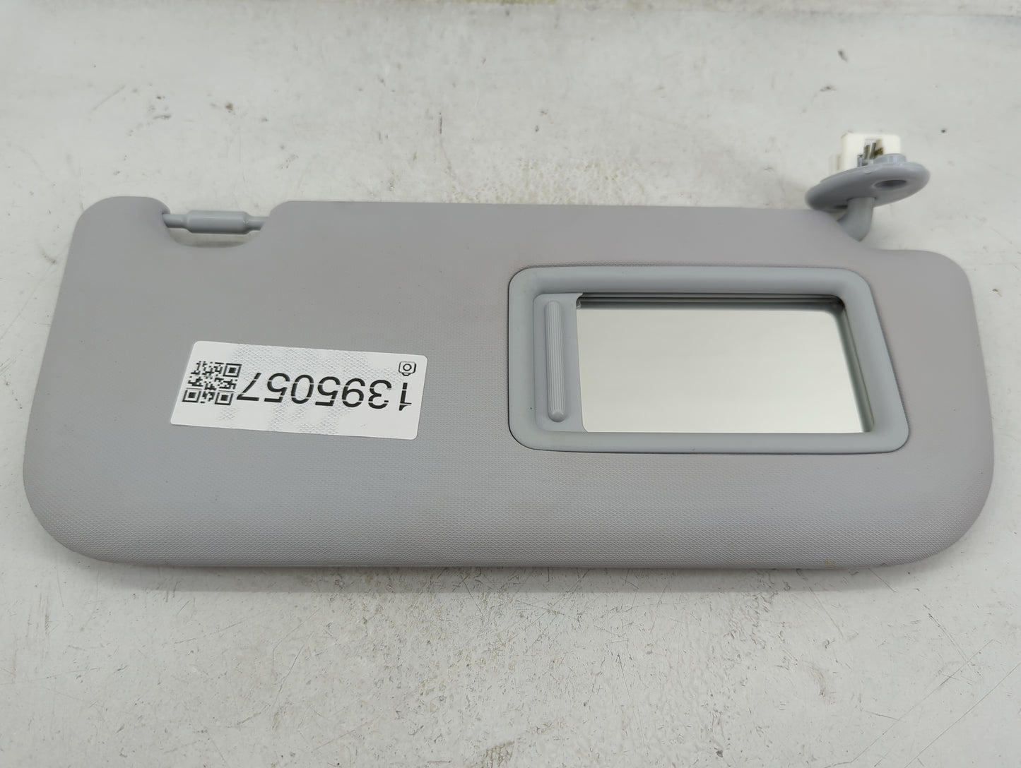 2016-2021 Toyota Prius Sun Visor Shade Replacement Passenger Right Mirror Fits Fits 2016 2017 2018 2019 2020 2021 OEM Used A