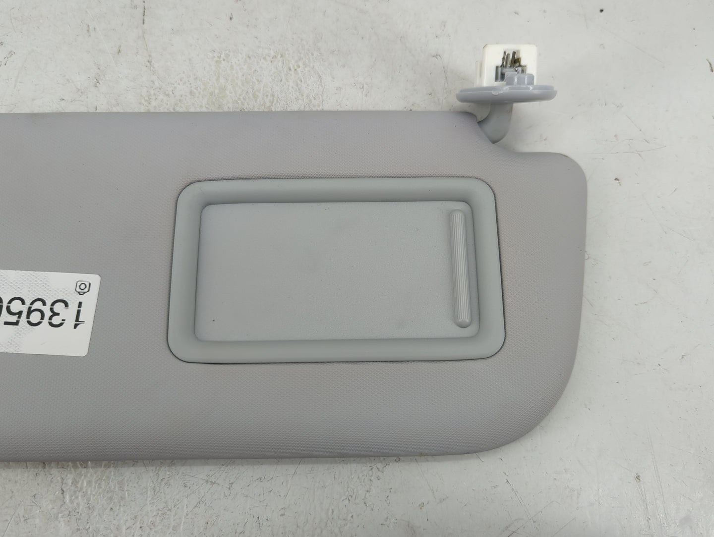 2016-2021 Toyota Prius Sun Visor Shade Replacement Passenger Right Mirror Fits Fits 2016 2017 2018 2019 2020 2021 OEM Used A